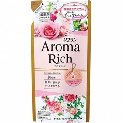 Кондиционер для белья длительного действия Aroma Rich Diana (аромат натуральных масел), LION 400 мл (мягкая упаковка)